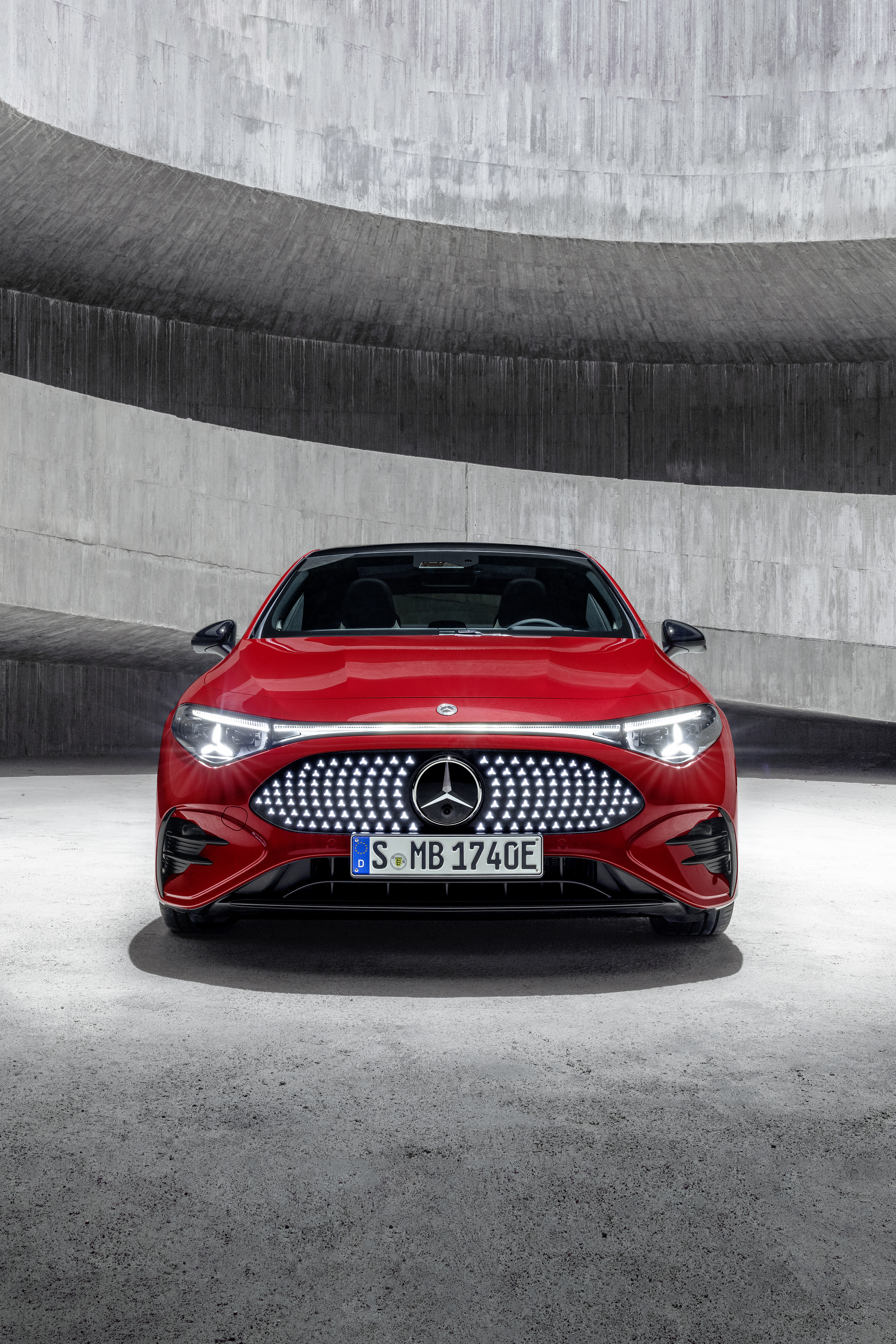 Nye Mercedes-Benz CLA rød