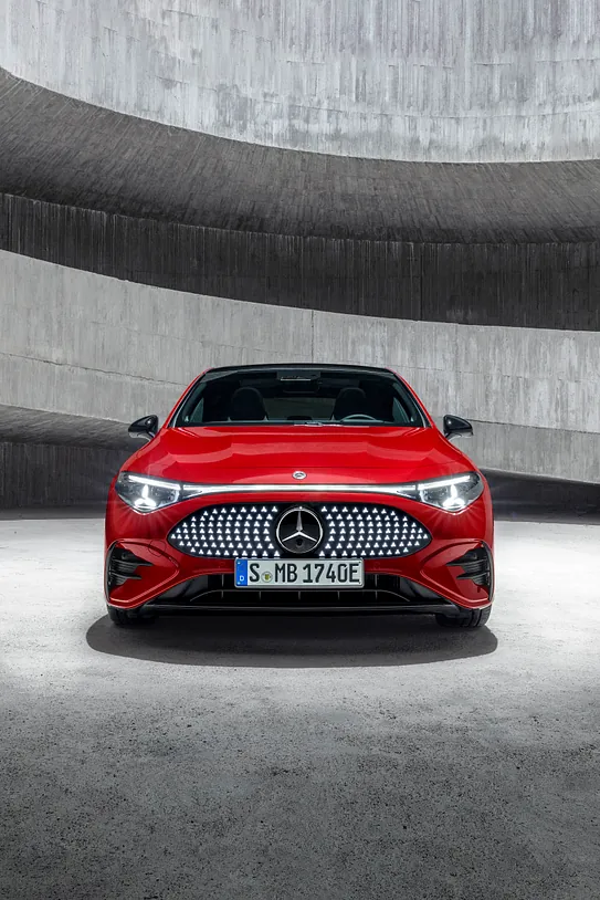 Nye Mercedes-Benz CLA rød